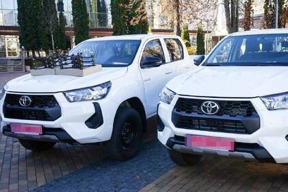 Міжрегіональний координаційний гуманітарний штаб передав військовим автомобілі та FPV-дрони