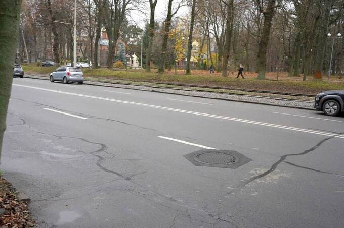 Безпечніше, тихіше й без заторів: на Хмельницькому шосе у Вінниці оновили люки