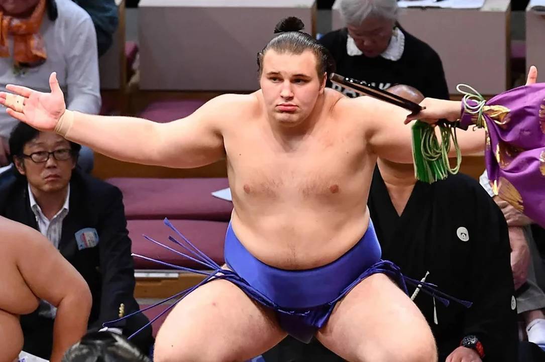 Данило Аонішікі Явгусишин отримав шосту перемогу на турнірі сумо в Японії