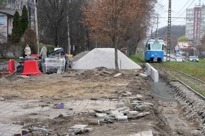 У Вінниці адаптують трамвайні зупинки під низькопідлогові вагони для зручності всіх пасажирів