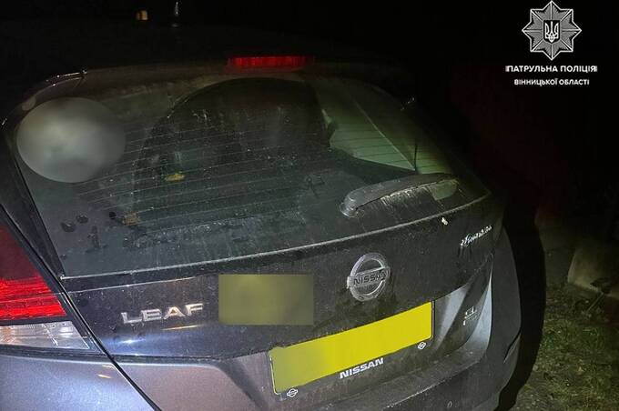 Водій Nissan Leaf у Вінниці сів за кермо напідпитку: 14-кратне перевищення алкоголю