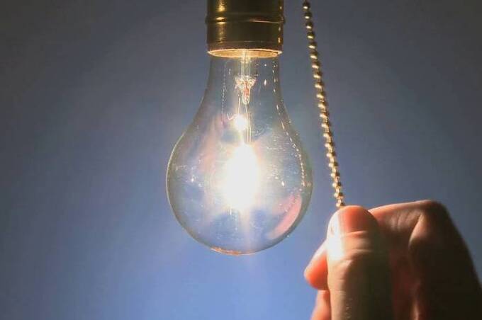 Світла в українців буде більше: зменшують графіки погодинних відключень