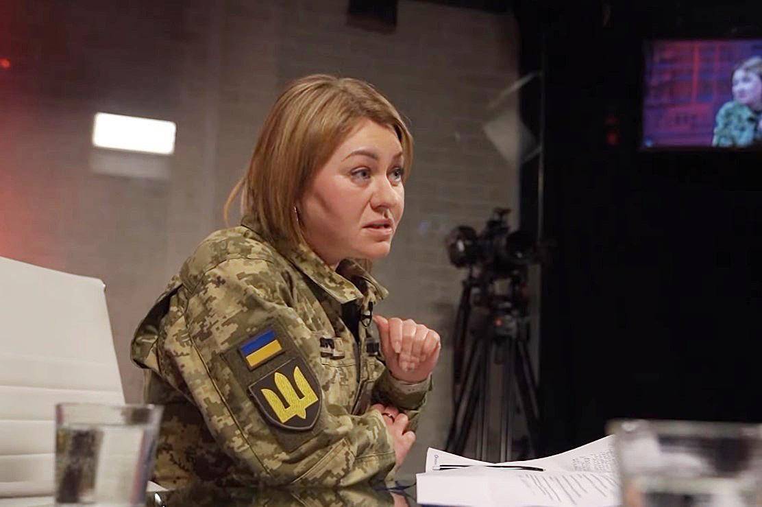 Скандальна працівниця ТЦК Вінниці Оксана Янчак відшкодувала моральну шкоду та примирилася з потерпілим