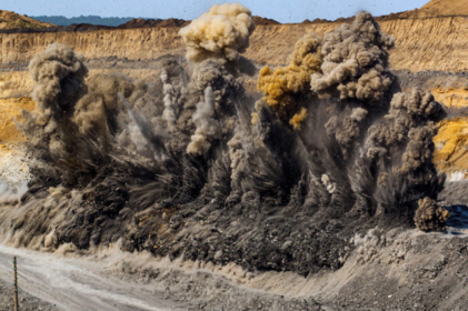 Завтра, 10 грудня, на Демидівському родовищі лунатимуть планові вибухи