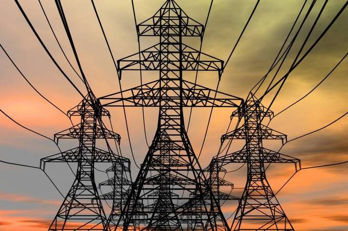 Через черговий терор рф: в Україні запровадили аварійні відключення електрики