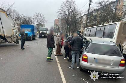 Масштабна ДТП на вулиці Максима Шимка у Вінниці: що відомо