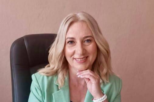 Директорку вінницького ліцею №12 Олену Вітюк відзначили Премією Верховної Ради України  