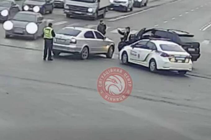 У Вінниці зіткнулися два легкових автомобілі