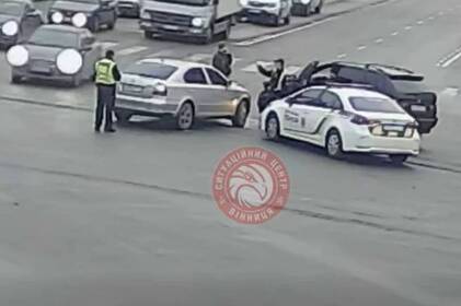 У Вінниці зіткнулися два легкових автомобілі