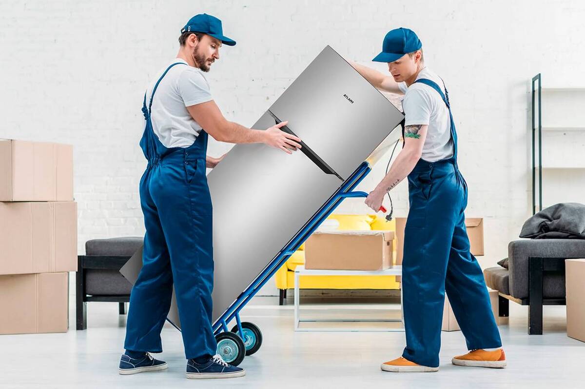 Як безпечно перевезти холодильник