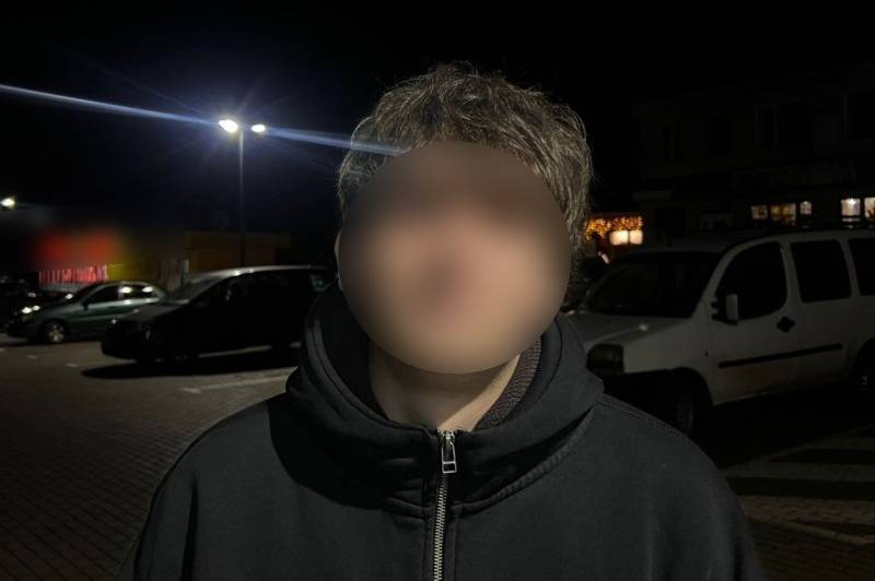 Поліцейські затримали молодика, який викрав з квартири 130 тис грн і $3000

