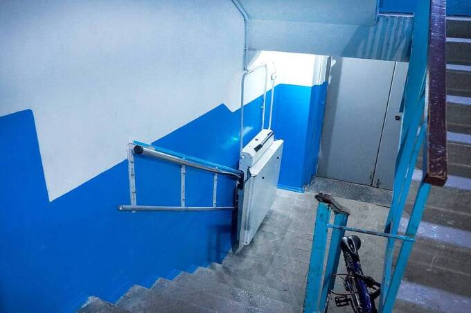 Без бар’єрів до дому: у Вінниці ще один будинок облаштували пандусом і підйомником