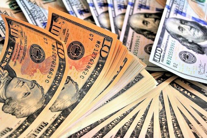 НБУ оновив курс валют: скільки коштує євро, долар та злотий у понеділок, 29 грудня