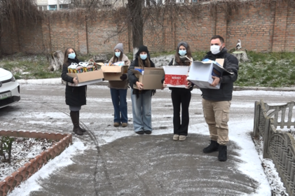 Діти — дітям: учні вінницького ліцею №18 створили новорічне диво