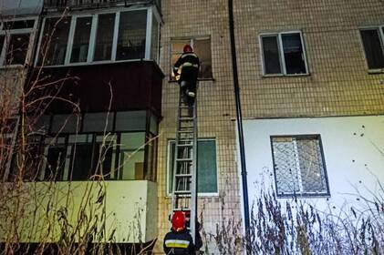 У Вінниці рятувальники допомогли двом літнім жінкам