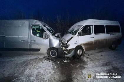 На Вінниччині зіткнулися Opel і Mercedes: постраждали водії та пасажирка