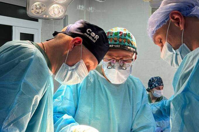 Вінницькі лікарі вперше самостійно провели трансплантацію серця