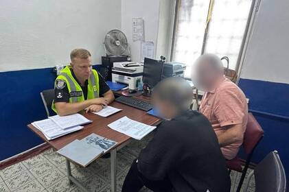 За незаконну схему з гуманітарними авто перед судом постануть двоє вінничан