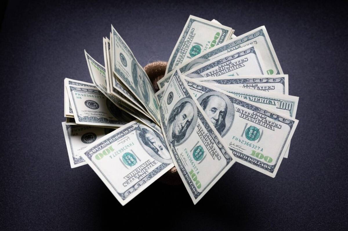 НБУ оновив курс валют: скільки коштує євро, долар та злотий у суботу, 17 січня