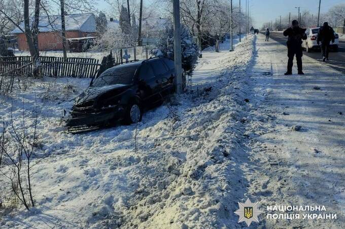 У селі Маяки не розминулися Skoda та Ford: одного з водіїв госпіталізували