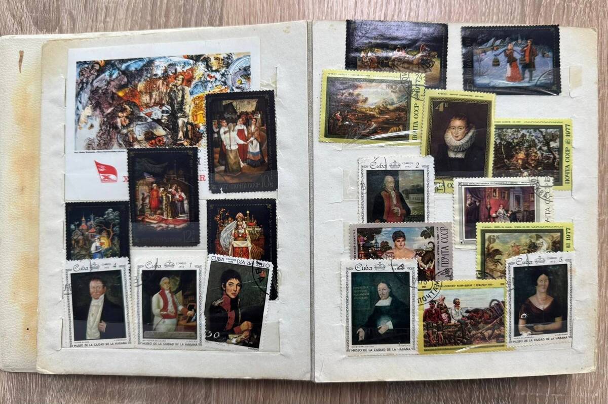 На кордоні з Молдовою вінницькі митники зупинили вивезення колекції марок