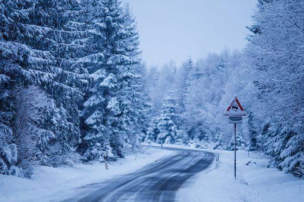 Мороз не відступає: Вінниччину накриє туман із видимістю 200–500 м та невеликий сніг