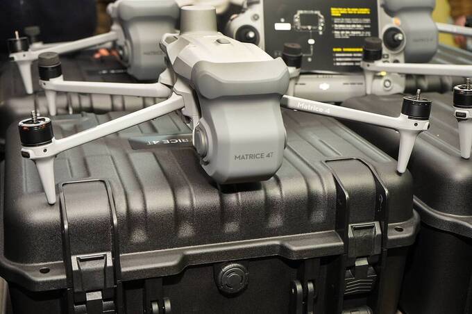 «Очі» для фронту: п’ять бойових підрозділів отримали від Вінниці нові DJI Matrice
