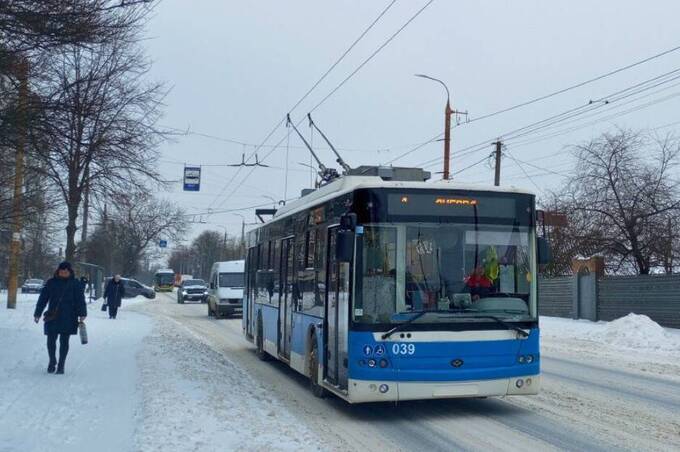 Погода у Вінниці вплинула на рух трамваїв і тролейбусів