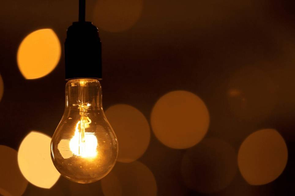 Погодинні відключення світла на Вінниччині 29 січня: що потрібно знати