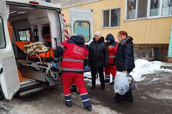 Не залишила без уваги: у Вінниці соціальна робітниця допомогла врятувати пенсіонерку
