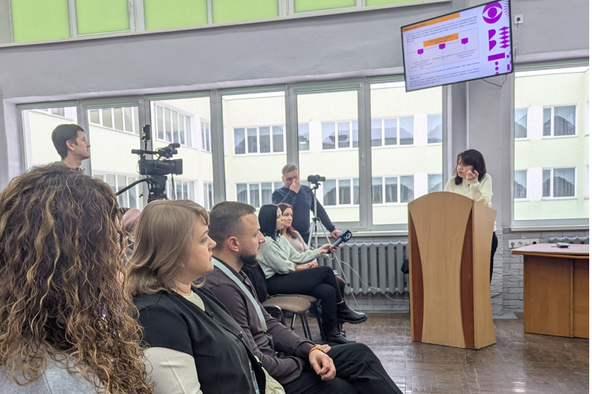 Реформа старшої школи у Вінниці: департамент освіти проводить відкриті зустрічі з батьками