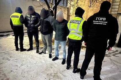 За $6000 ділки обіцяли нелегальний виїзд з України мешканцю Вінниці