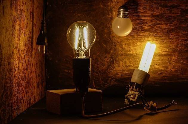 Обмеження електроенергії на Вінниччині: графіки на 17 лютого