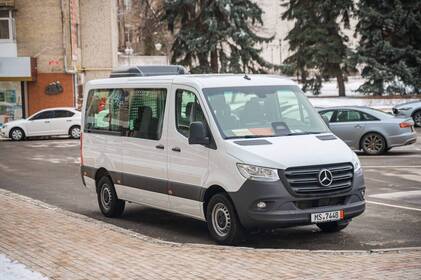 Ще один крок до безбар’єрності: Вінниця отримала спецмікроавтобус