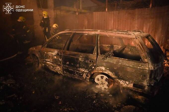 Росія масовано атакувала Одесу: є поранені та руйнування