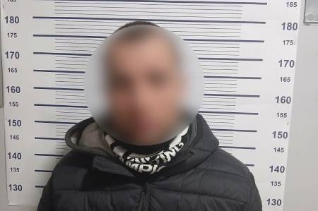 Нічне застілля у Вендичанах завершилося госпіталізацією господаря та арештом гостя