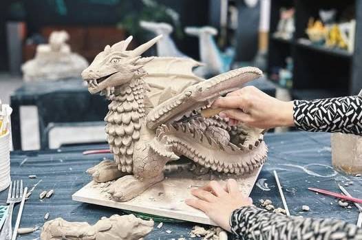 Дітей захисників запрошують на безкоштовний майстер-клас із гончарства у Вінниці 