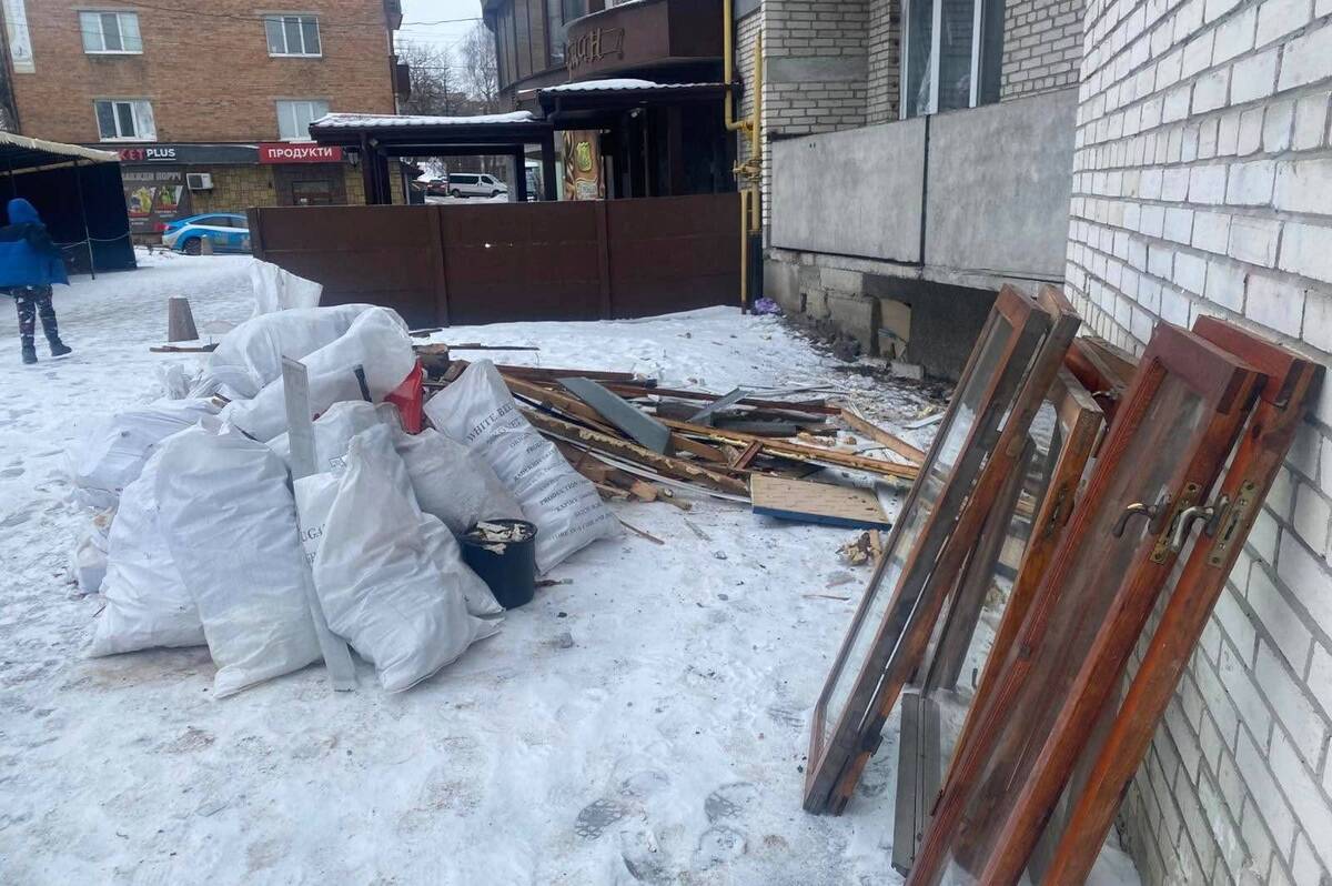 Будівельне сміття просто на вулиці: у Вінниці оштрафували порушника благоустрою