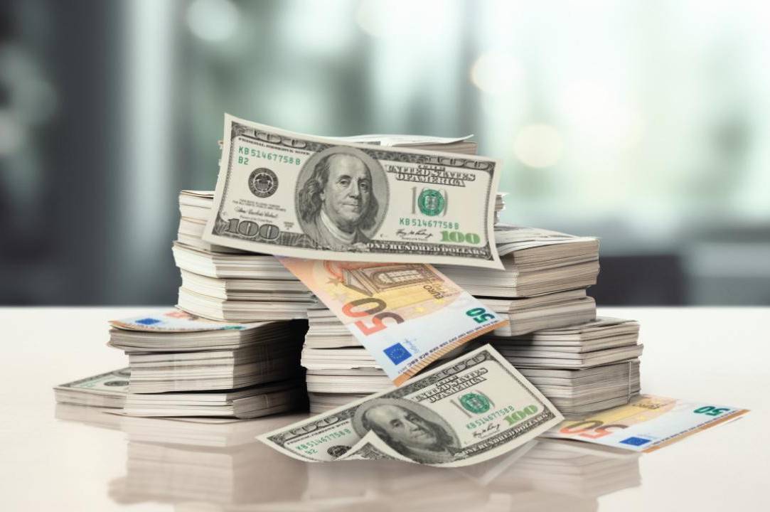 НБУ оновив курс валют: скільки коштує євро, долар та злотий у четвер, 26 лютого