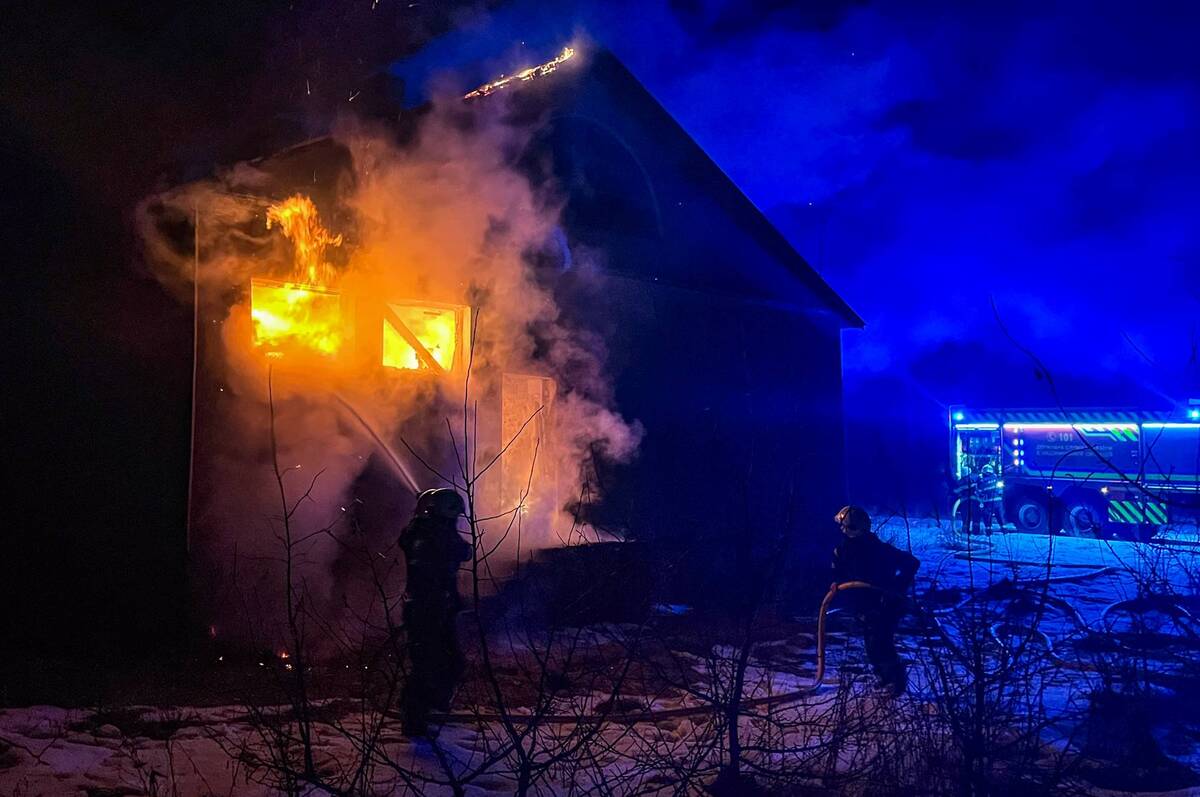 Сім пожеж за добу на Вінниччині: горіли будинки та господарські споруди