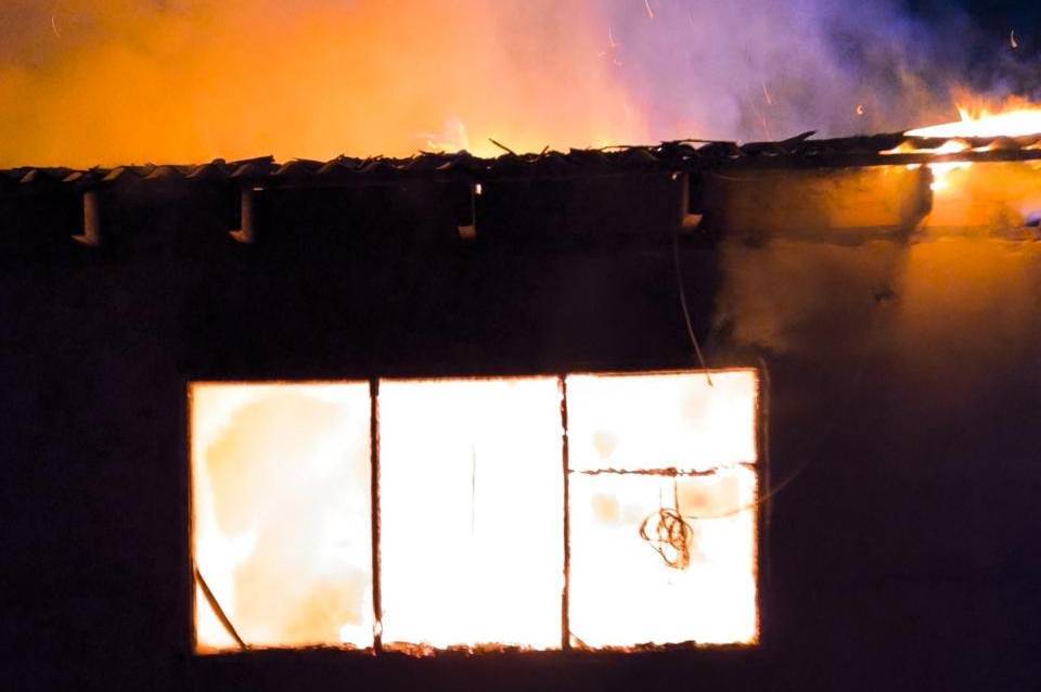 У Вінниці під час пожежі в прибудові до складу загинув 61-річний чоловік