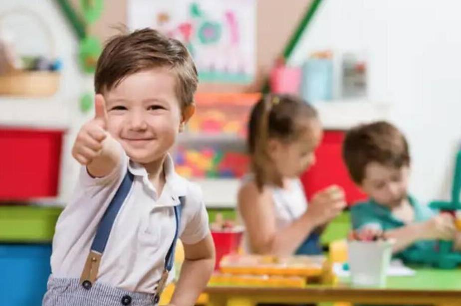 В Україні з 1 вересня вивчення англійської мови у дитсадках стане обов'язковим