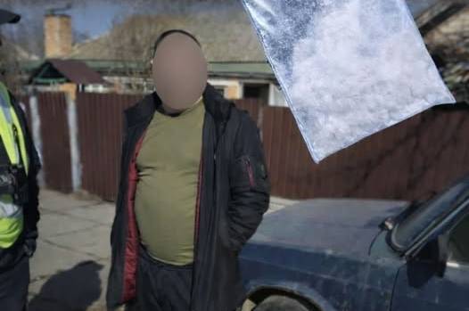 У Вінницьких Хуторах патрульні затримали водія з імовірними наркотиками