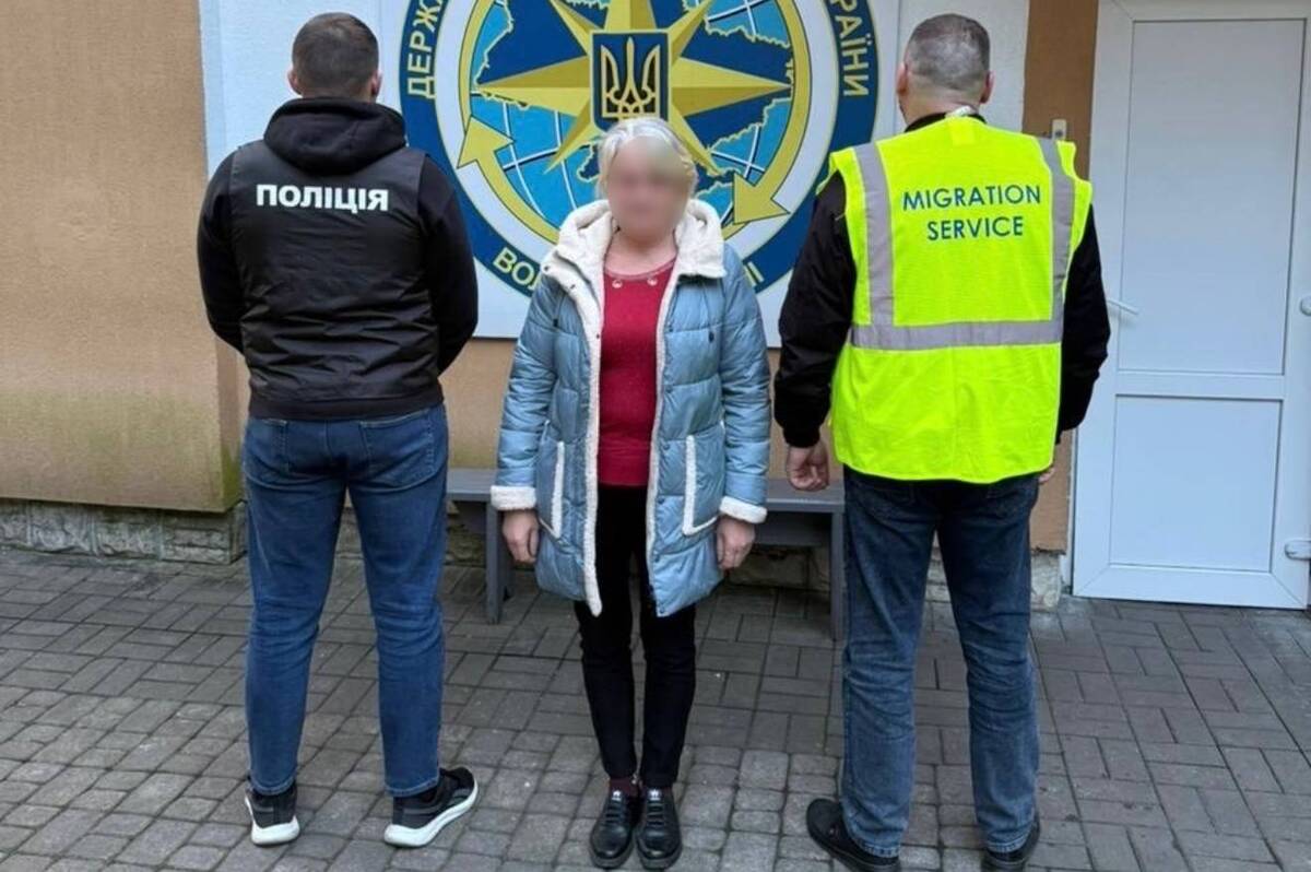 У Вінниці примусово видворять іноземку: їй заборонили в’їзд на 5 років