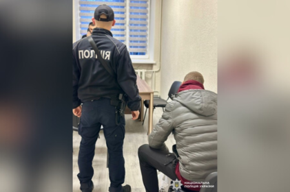 На Вінниччині чоловік обікрав будинок і купив мопед за вкрадені гроші