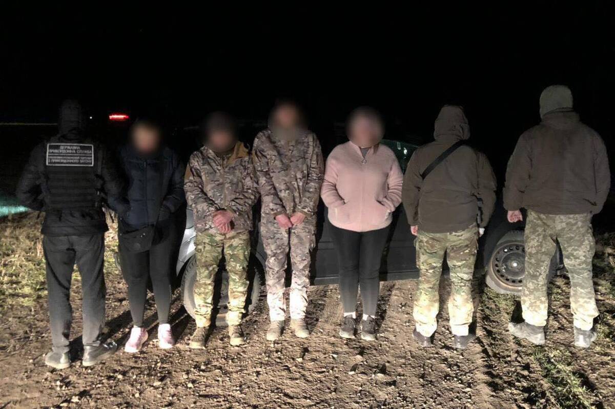 Псевдовійськові за 6300 доларів: на Одещині викрили схему втечі за кордон