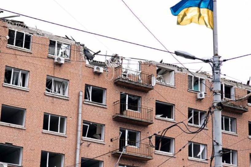 Українців, які втратили житло через війну, звільнили від сплати комуналки і податків