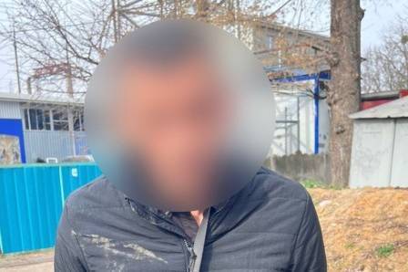 Правоохоронці розшукали іноземця, який вдарив вінничанина ножем у живіт