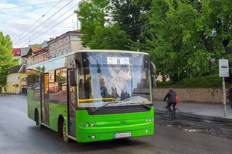 В одному з одному з обласних центрів подорожчав проїзд у громадському транспорті: що відомо