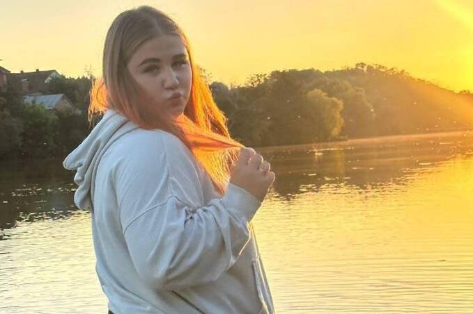 Зникла після дзвінка мамі: у Вінниці розшукують 16-річну дівчину (Оновлено)